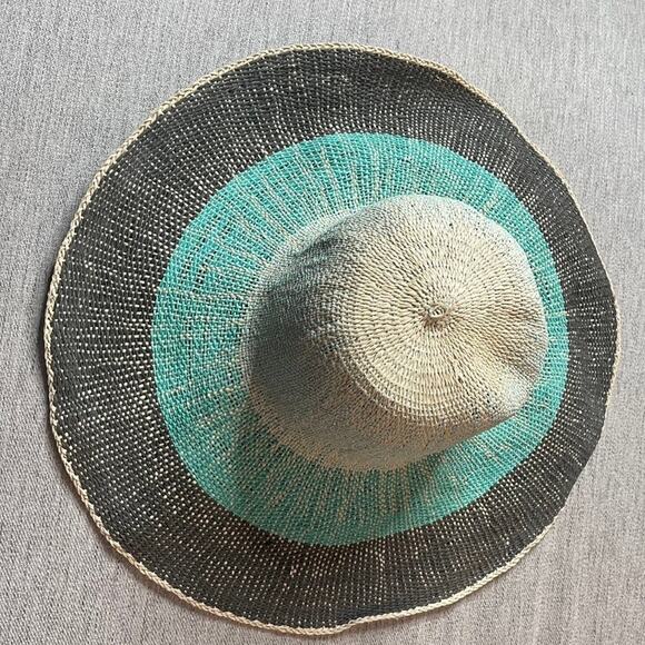 THE‎ LIMITED Blue Tan Black Woven Paper Hat Sun Beach Circle - Picture 1 of 4